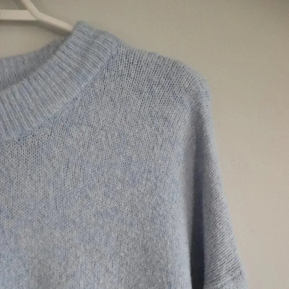 H&M‎ Blue Women's Oversized Small Wool Knit Stretch Crewneck Long Sleeve Sweater - Picture 4 of 9